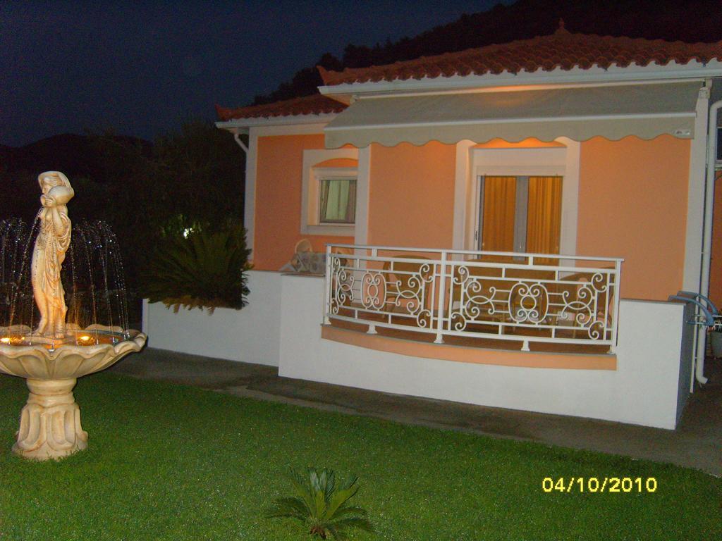 Elisabeth Villas Kerveli Habitación foto